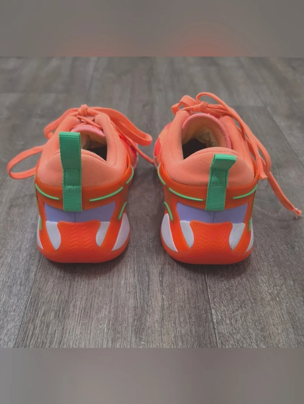Men's Air Jordan Heir 'Peach Jam' Sneakers- Size 7.5